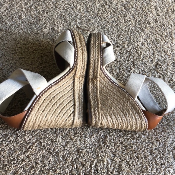 Tory burch wedge sandals 5B - Picture 9 of 9